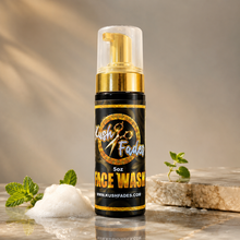 Load image into Gallery viewer, KUSHFADES Peppermint Face Wash luxury product photo with foam and mint